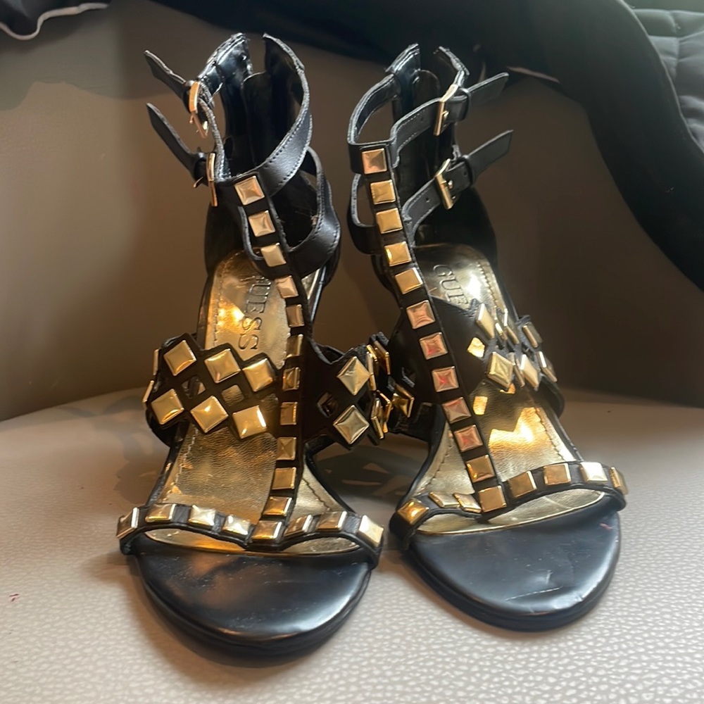Guess Sandal Open Toe Herls with Studs
